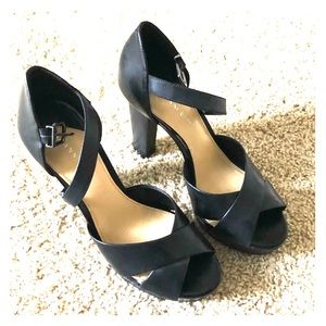 Gianni Bini black heels.